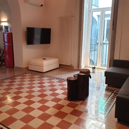 Ferienwohnung "Infrascata" Cento Metri Dal Mann Neapel Exterior foto